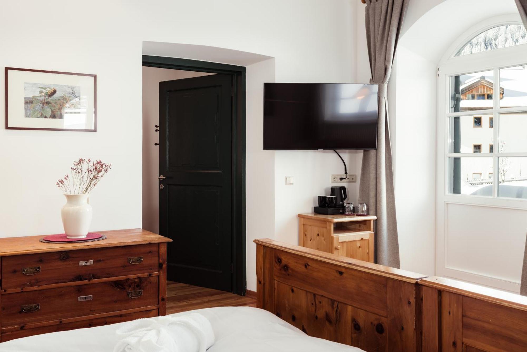 Hotel Dolomitenhof & Chalet Alte Post Sexten Exterior foto